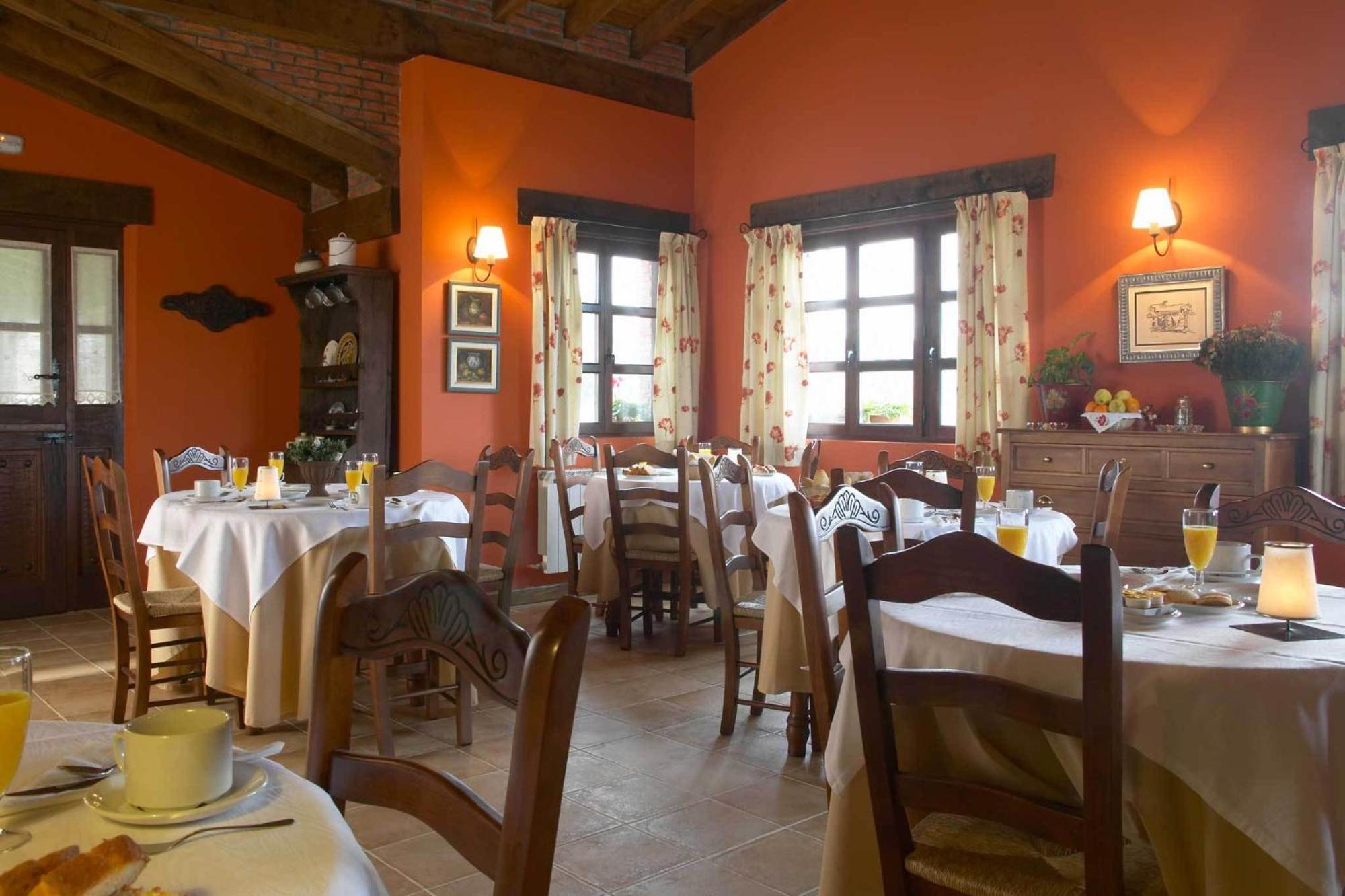 Posada Caborredondo Santillana del Mar Eksteriør bilde